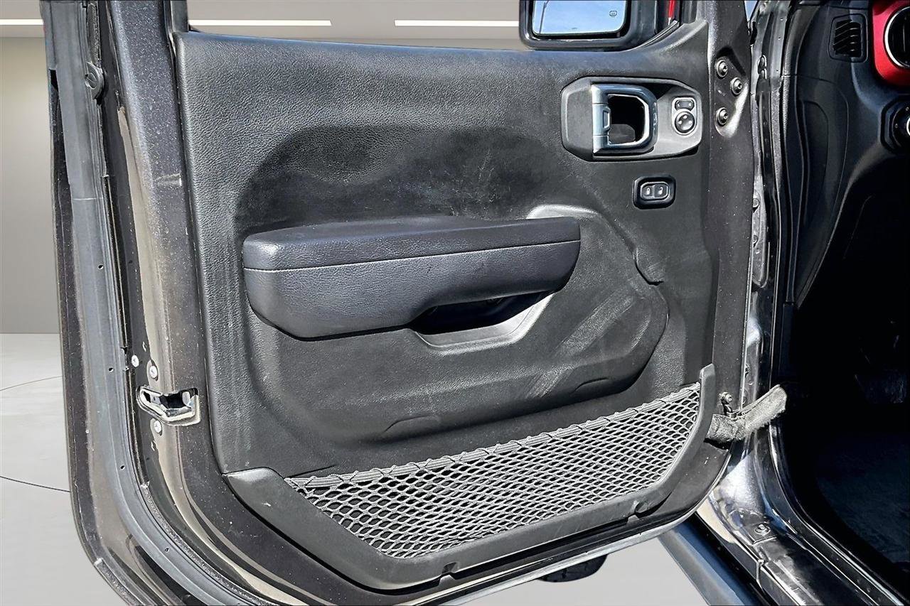 Used 2023 Jeep Gladiator Rubicon w/ LED Lighting Group image 21