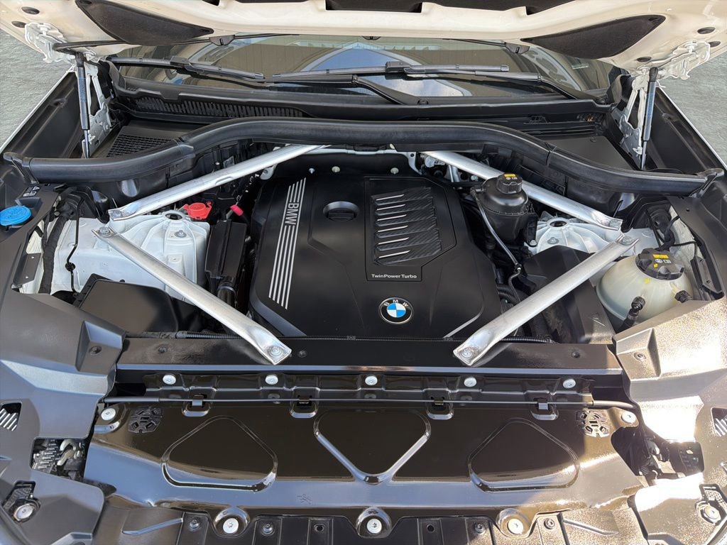 Used 2020 BMW X5 sDrive40i w/ M Sport Package image 20