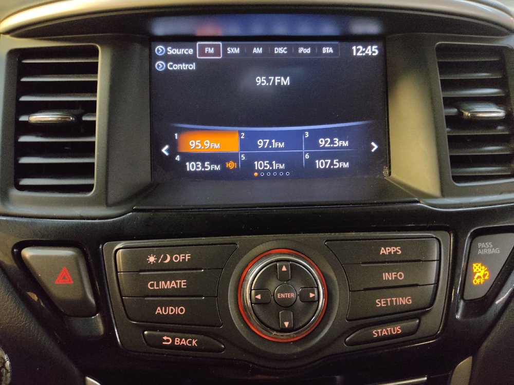 Used 2019 Nissan Pathfinder SV AWD/4WD image 25
