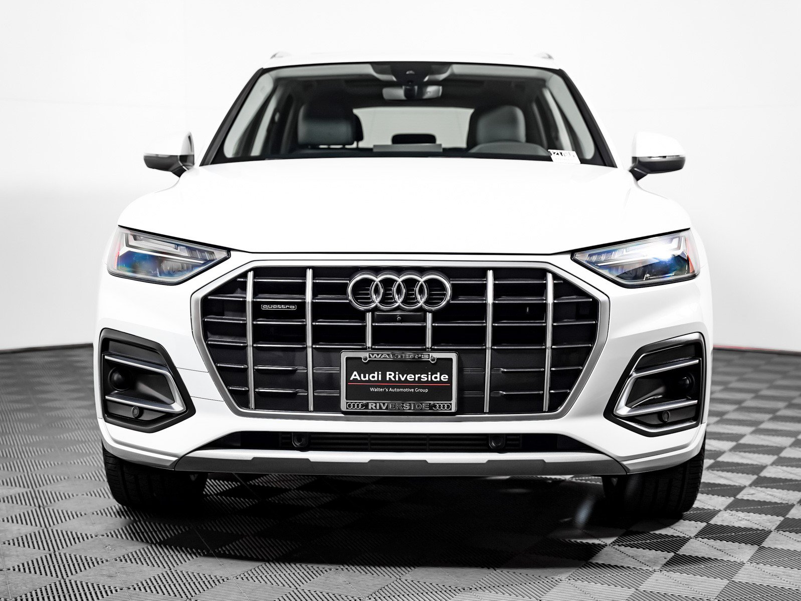 Used 2021 Audi Q5 2.0T Premium Plus w/ Premium Plus Package AWD/4WD image 12