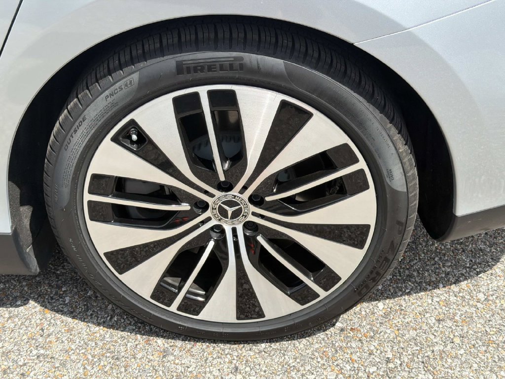 Used 2023 Mercedes-Benz EQE 350+ 4MATIC Sedan image 4