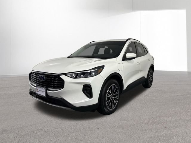 Used 2023 Ford Escape SE image 2