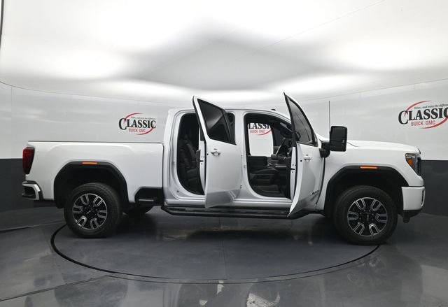 Used 2023 GMC Sierra 2500 AT4 image 31