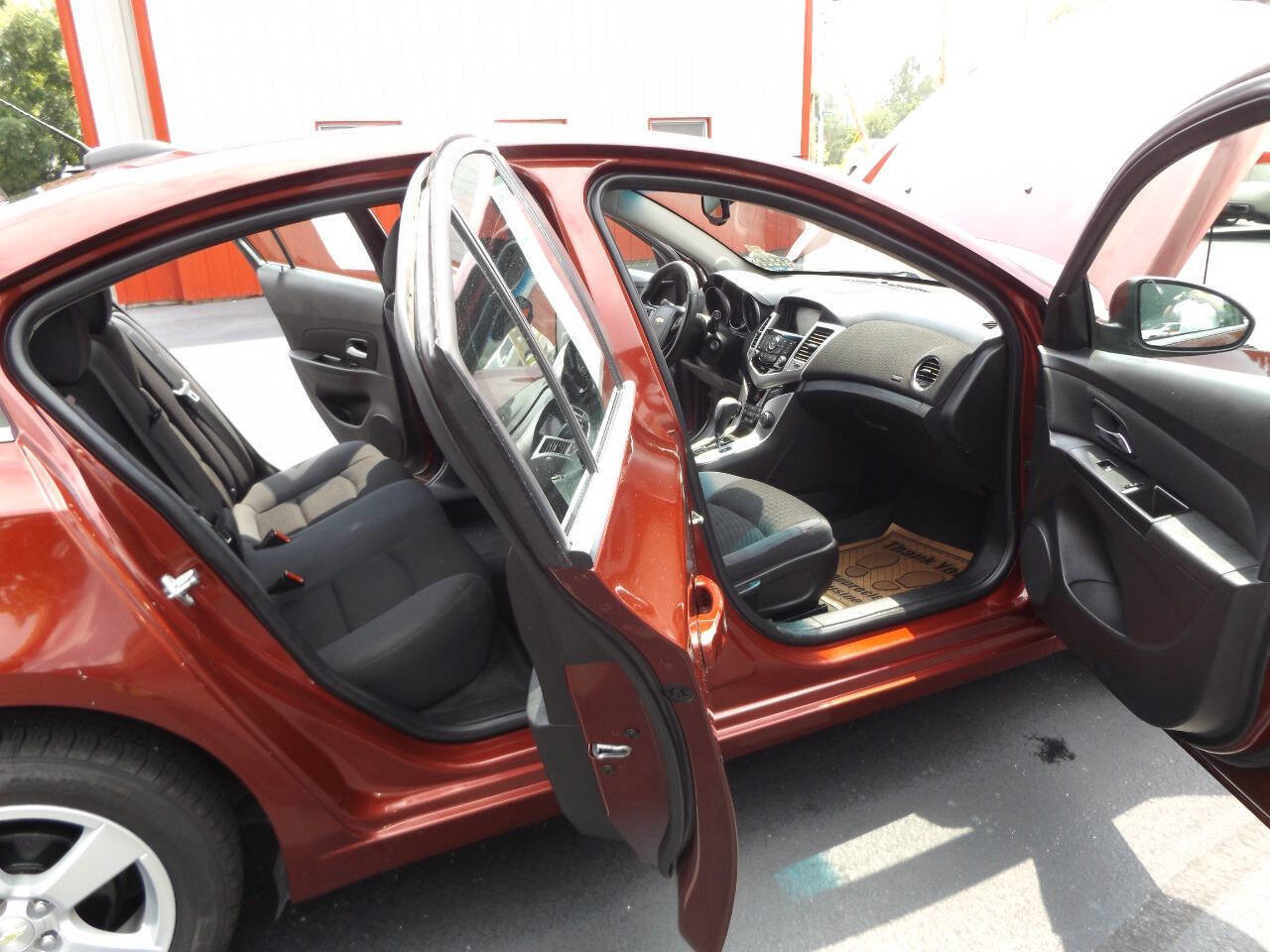 Used 2016 Chevrolet Cruze LT image 20