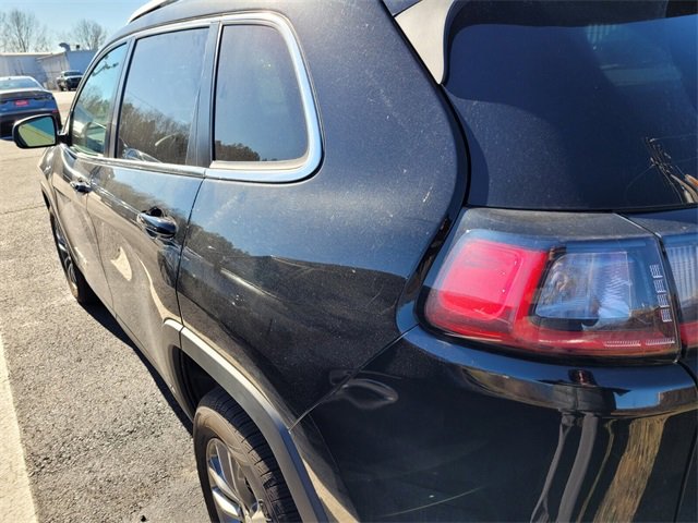 Used 2020 Jeep Cherokee Latitude Plus image 4