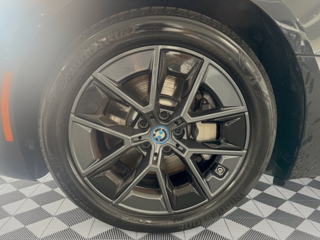 Certified 2024 BMW i4 xDrive40i w/ Premium Package AWD/4WD image 10