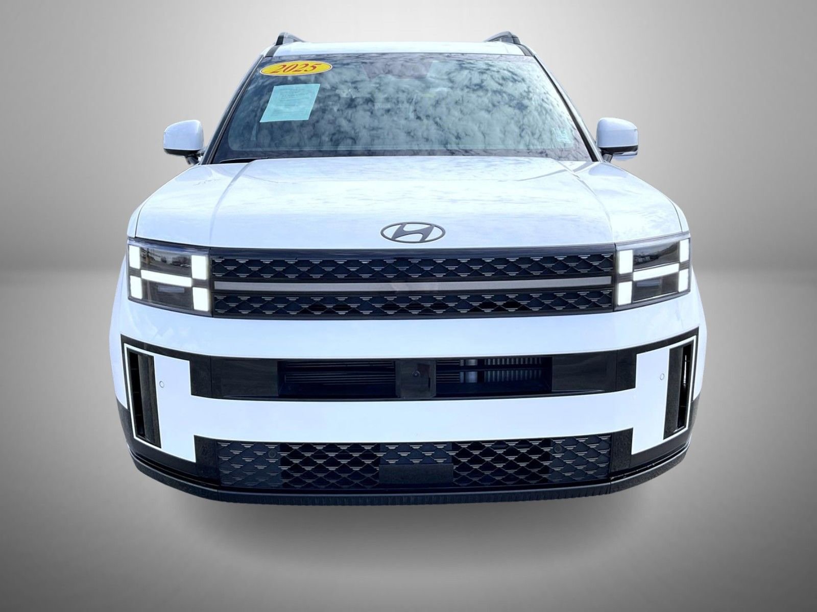 Used 2025 Hyundai Santa Fe Calligraphy image 2