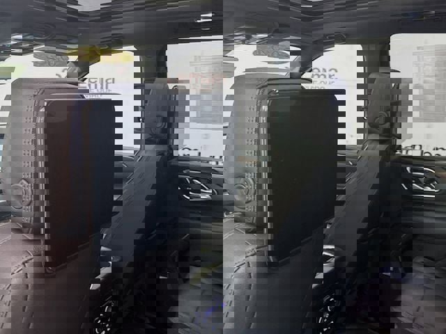 Used 2024 Chevrolet Tahoe High Country image 28