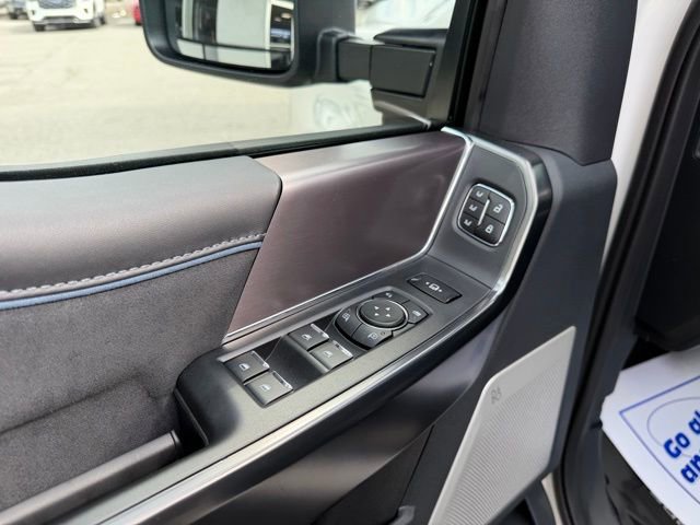 New 2026 Ford F250 4x4 Crew Cab Super Duty image 14
