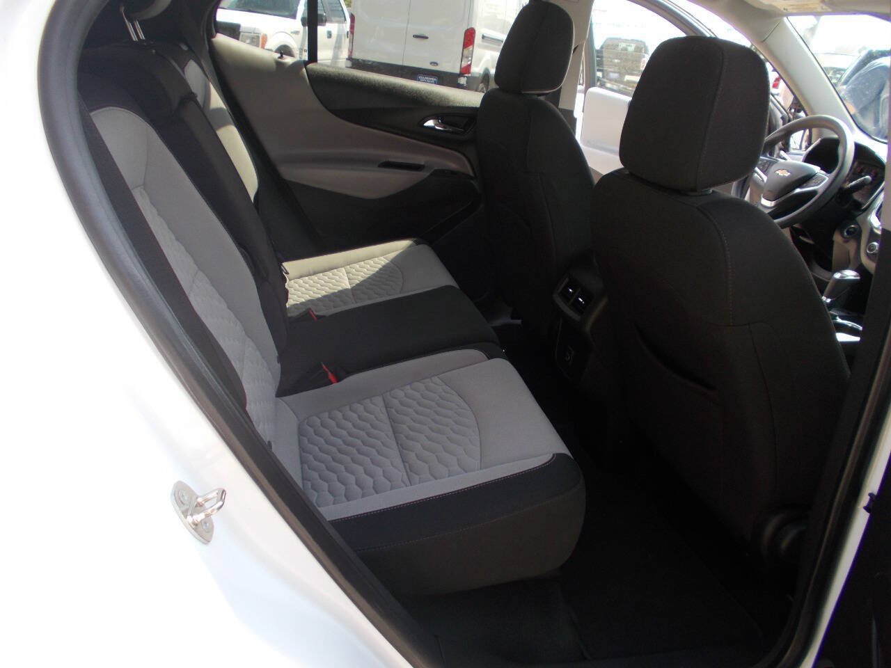Used 2019 Chevrolet Equinox LS w/ LS Convenience Package AWD/4WD image 8