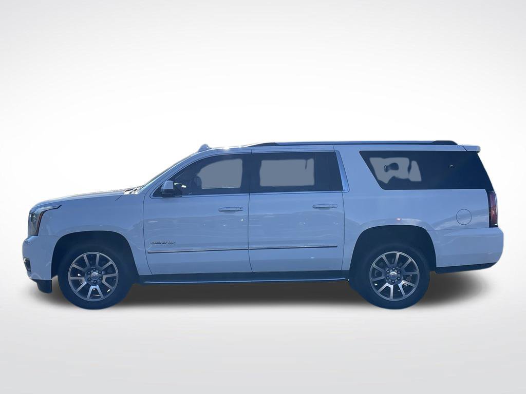 Used 2018 GMC Yukon XL Denali RWD image 2