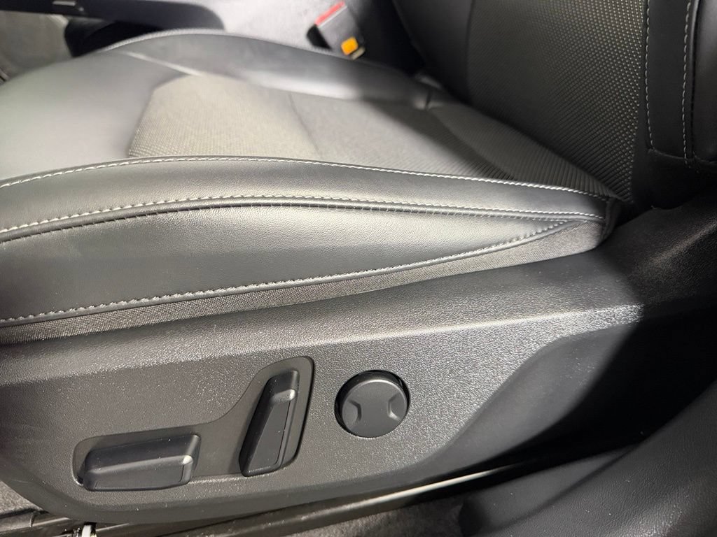 Used 2025 Kia EV6 Light w/ Light LR Technology Package RWD image 22