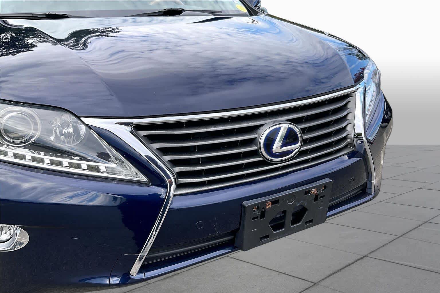 Used 2015 Lexus RX 450h AWD image 31