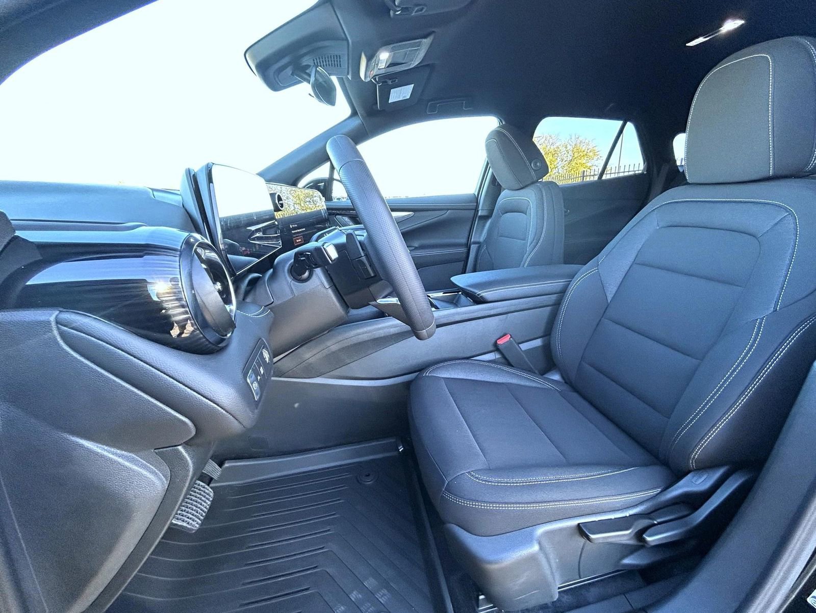 New 2026 Chevrolet Blazer EV LT image 10