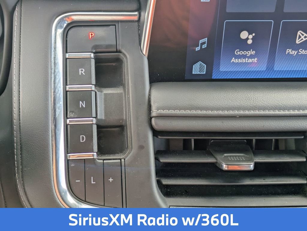 Used 2023 Chevrolet Suburban LT image 12