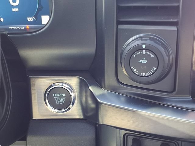 Used 2025 Ford F450 Lariat w/ Lariat Ultimate Package AWD/4WD image 18