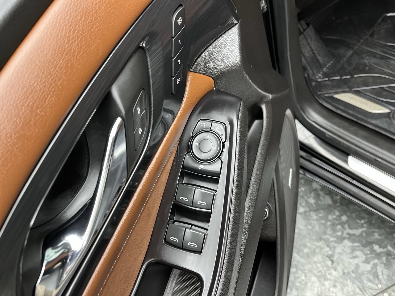 Certified 2019 Chevrolet Traverse High Country AWD/4WD image 11