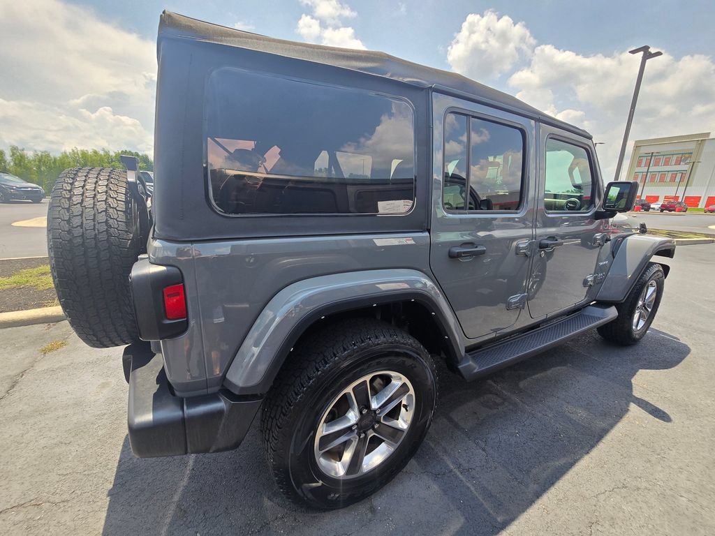 Used 2021 Jeep Wrangler Unlimited Sahara w/ Cold Weather Group AWD/4WD image 9