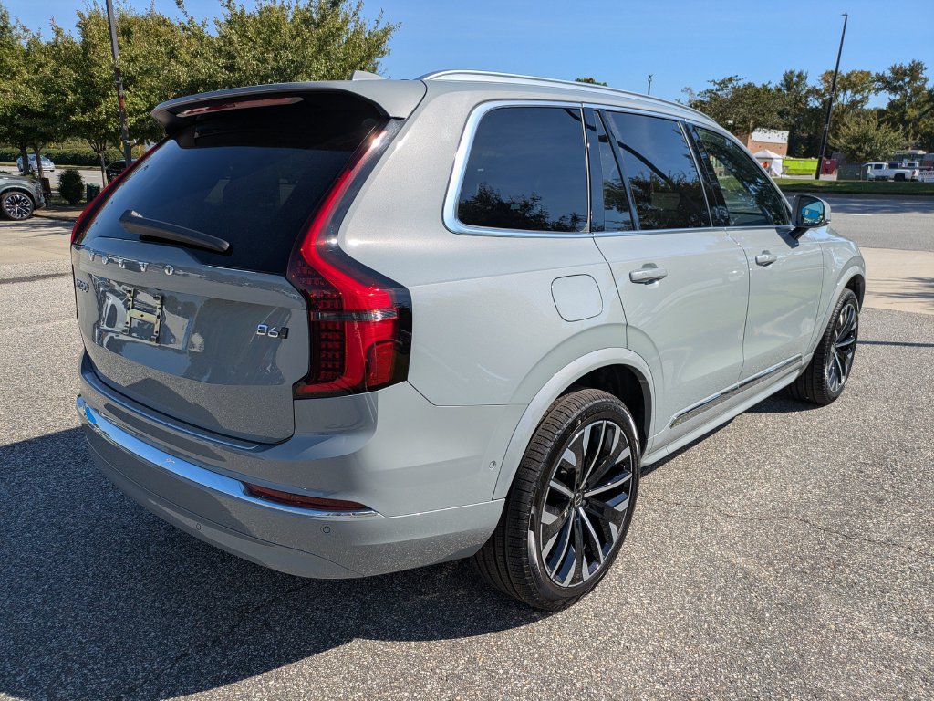 New 2027 Volvo XC90 B6 Ultra AWD/4WD image 6