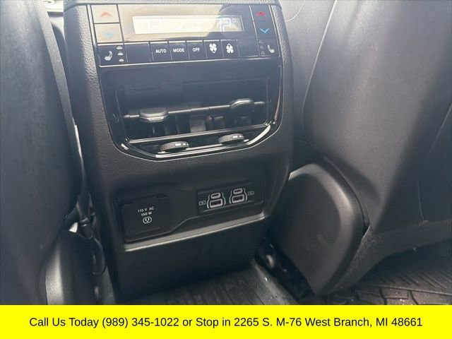 Used 2024 Jeep Grand Cherokee Overland w/ Advanced Protech Group III image 36