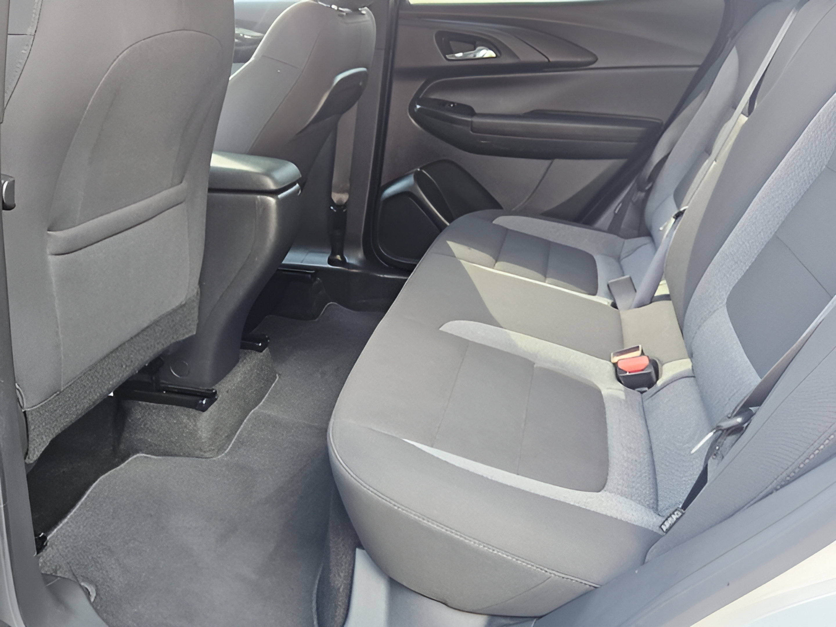 Used 2025 Chevrolet TrailBlazer LT FWD image 9