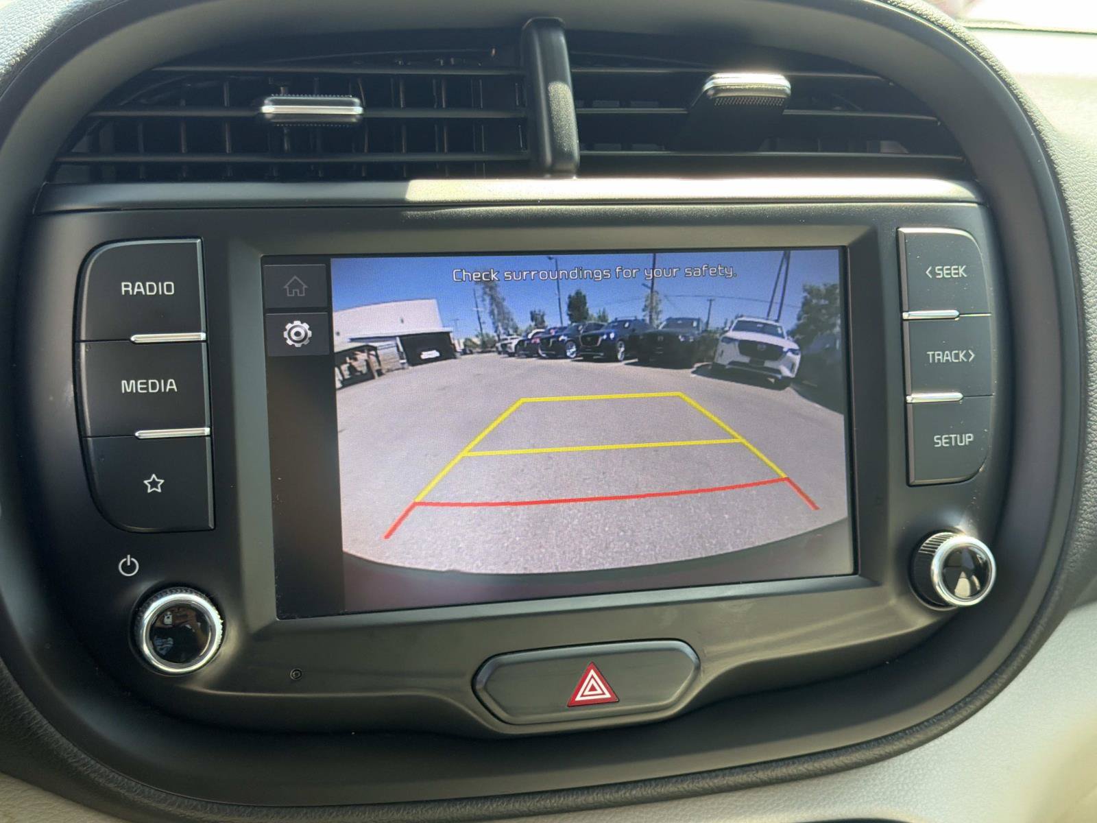 Used 2023 Kia Soul LX FWD image 12