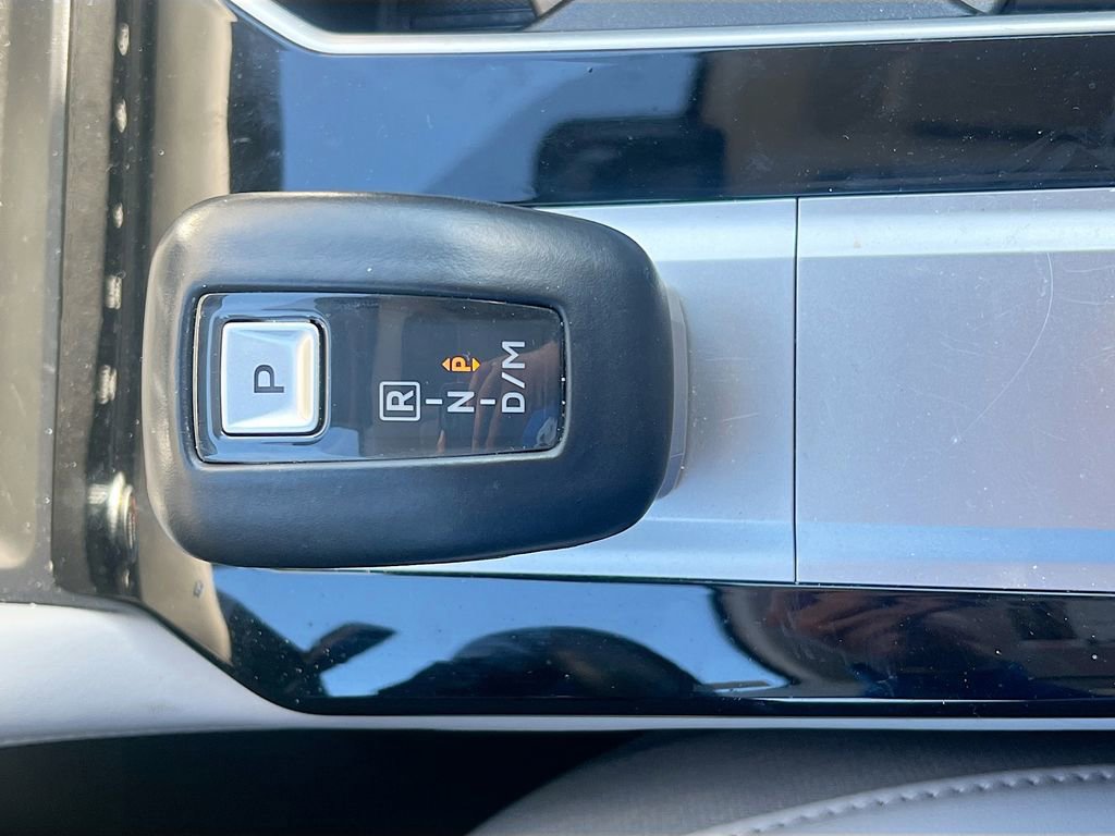 Used 2025 Mitsubishi Outlander SE image 19