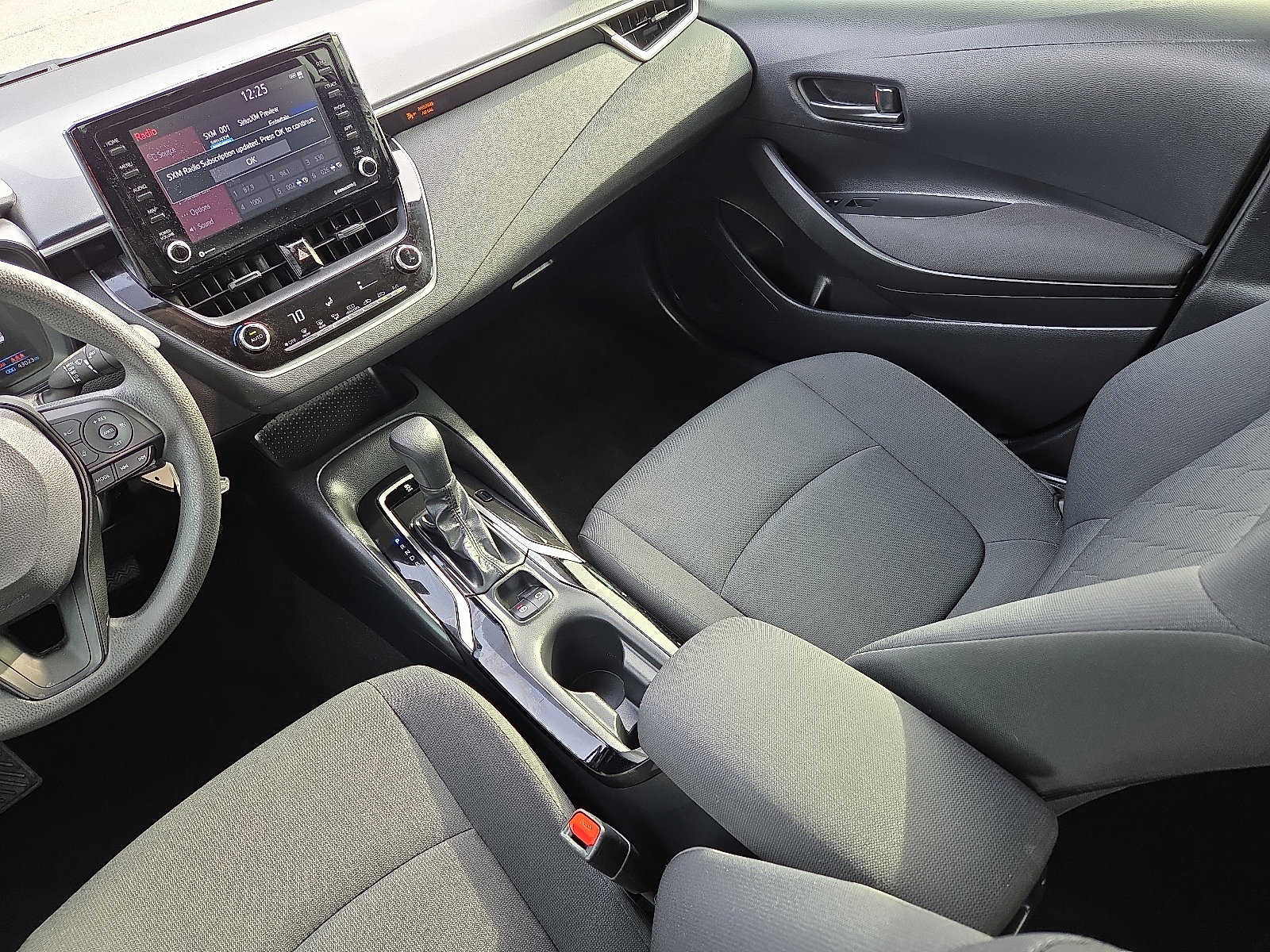 Used 2022 Toyota Corolla LE image 12