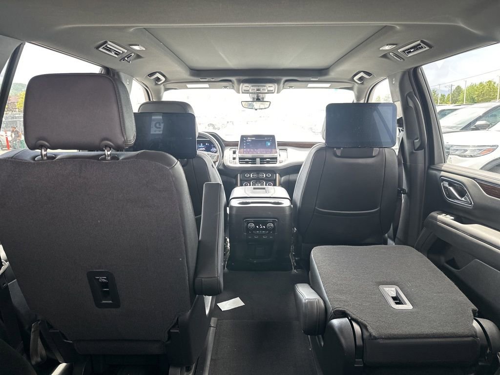 Used 2022 Chevrolet Tahoe High Country AWD/4WD image 12