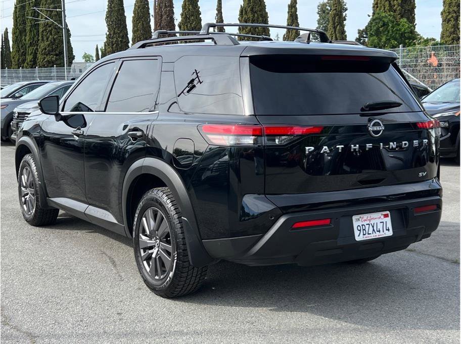 Used 2022 Nissan Pathfinder SV w/ Cargo Package image 6
