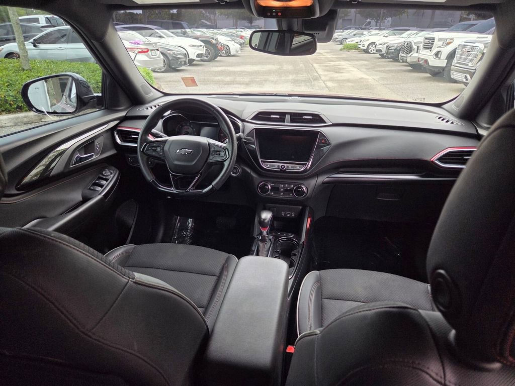 Used 2023 Chevrolet TrailBlazer RS w/ Convenience Package image 31