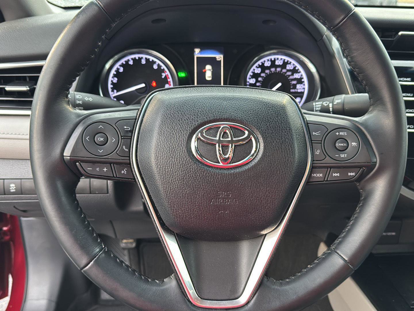 Used 2018 Toyota Camry SE w/ Convenience Package image 17