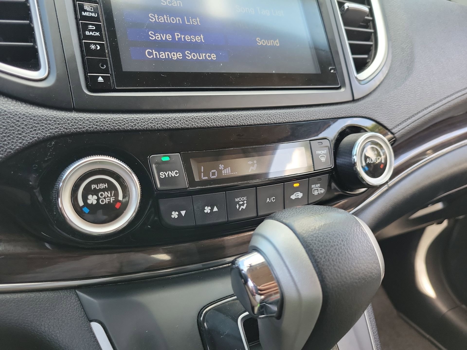 Used 2015 Honda CR-V EX-L image 24