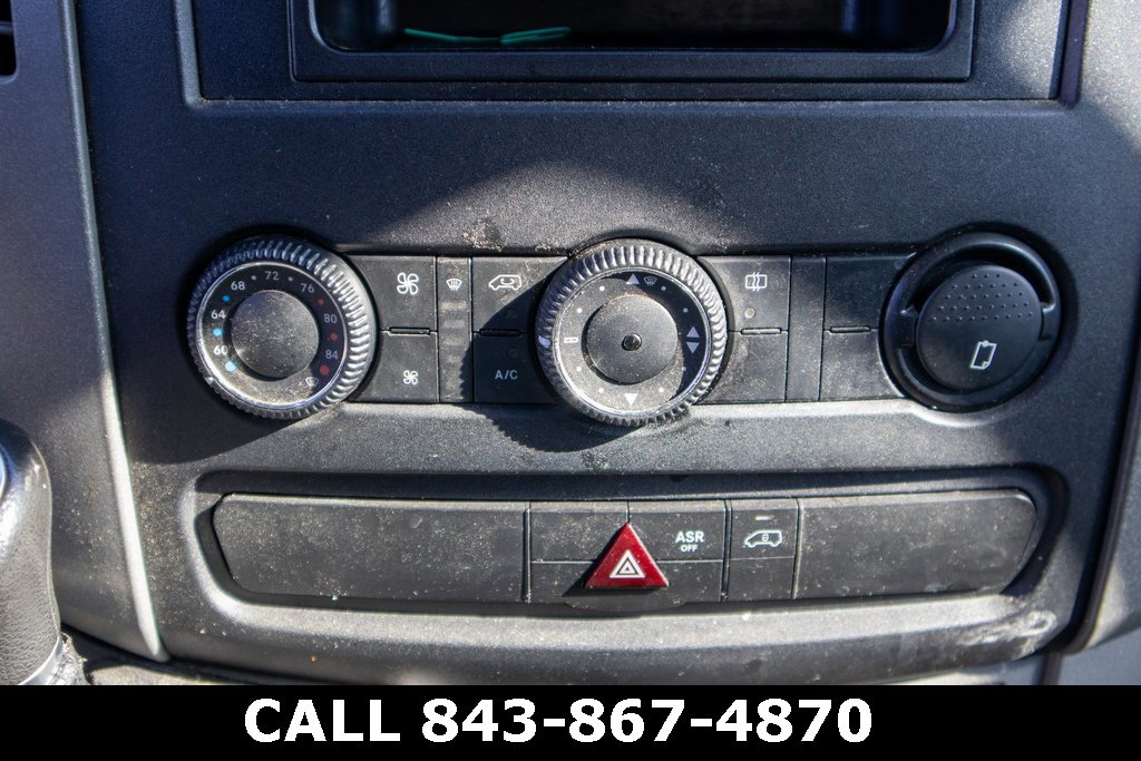 Used 2015 Freightliner Sprinter 3500 image 15