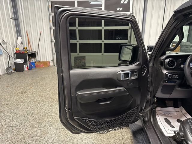 Used 2021 Jeep Wrangler Unlimited Sahara w/ Cold Weather Group image 7