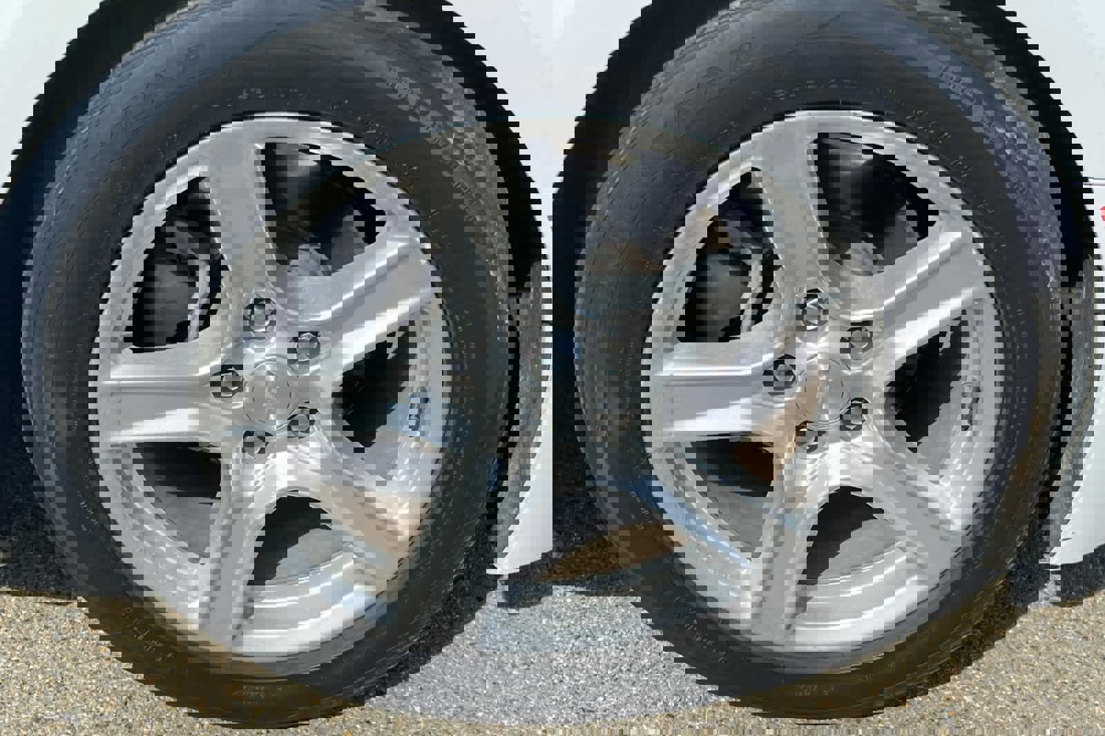 Used 2022 Chevrolet Camaro LT image 15