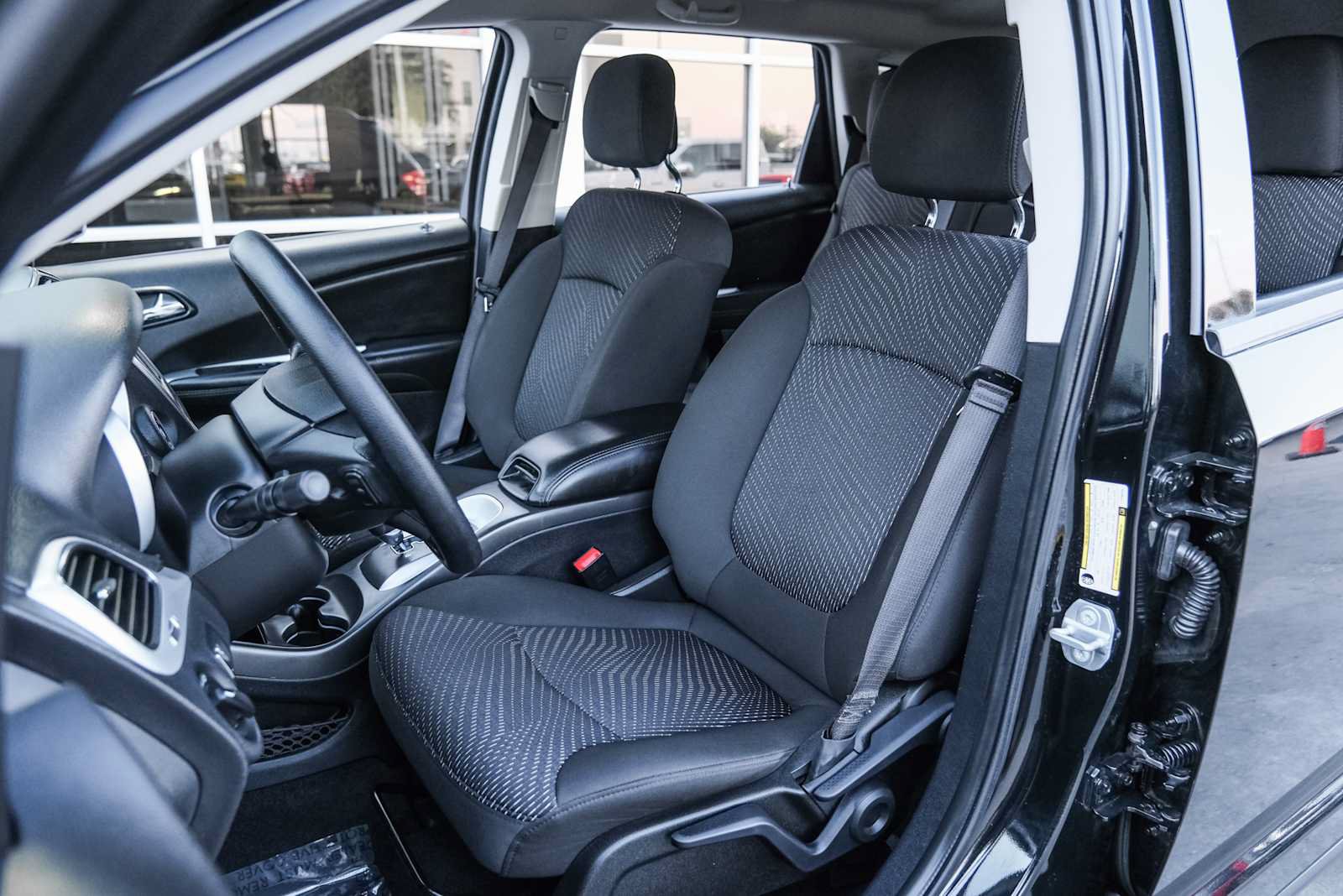 Used 2020 Dodge Journey SE FWD image 25