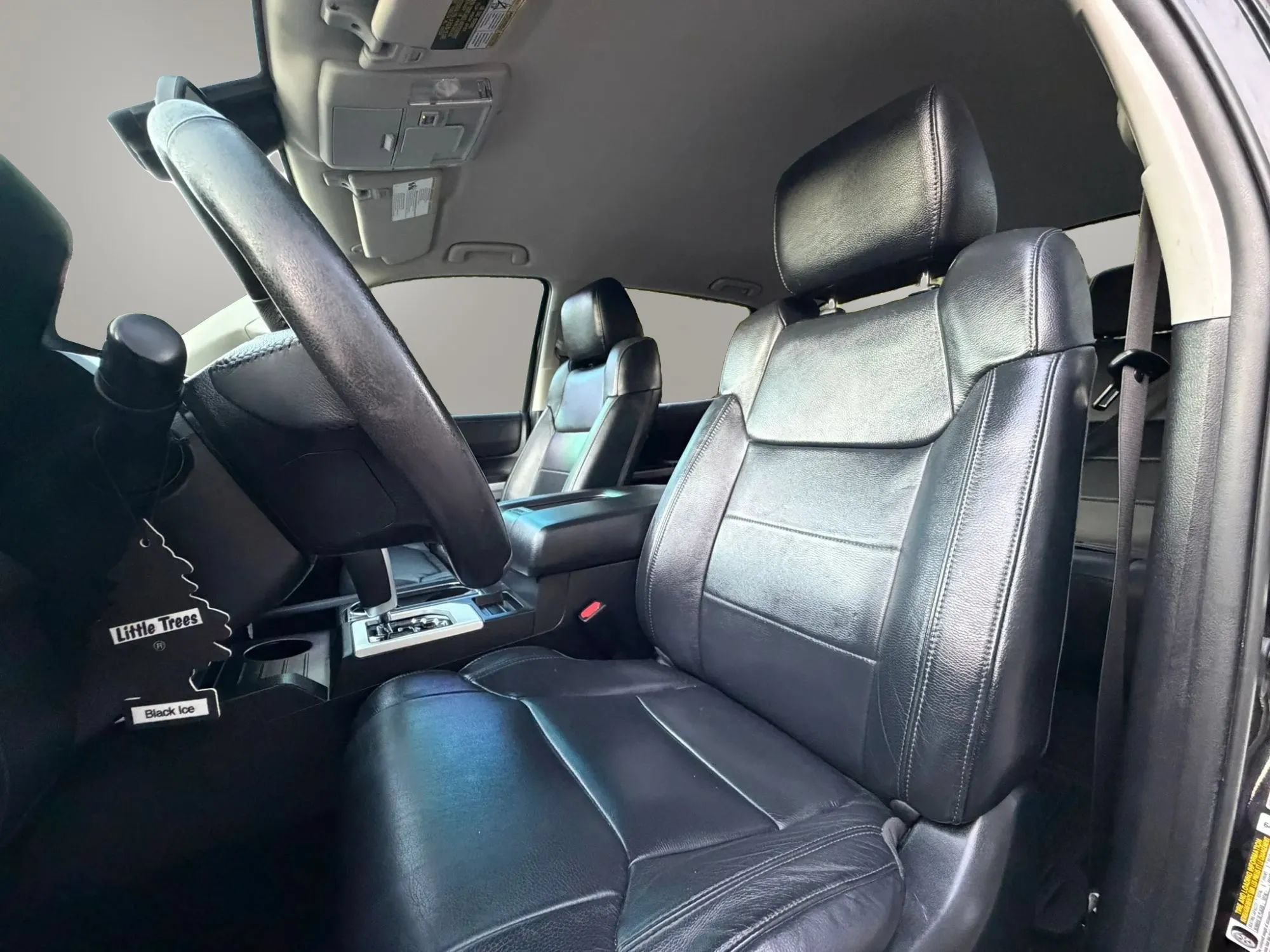 Used 2021 Toyota Tundra SR5 w/ SR5 Leather Package RWD image 9