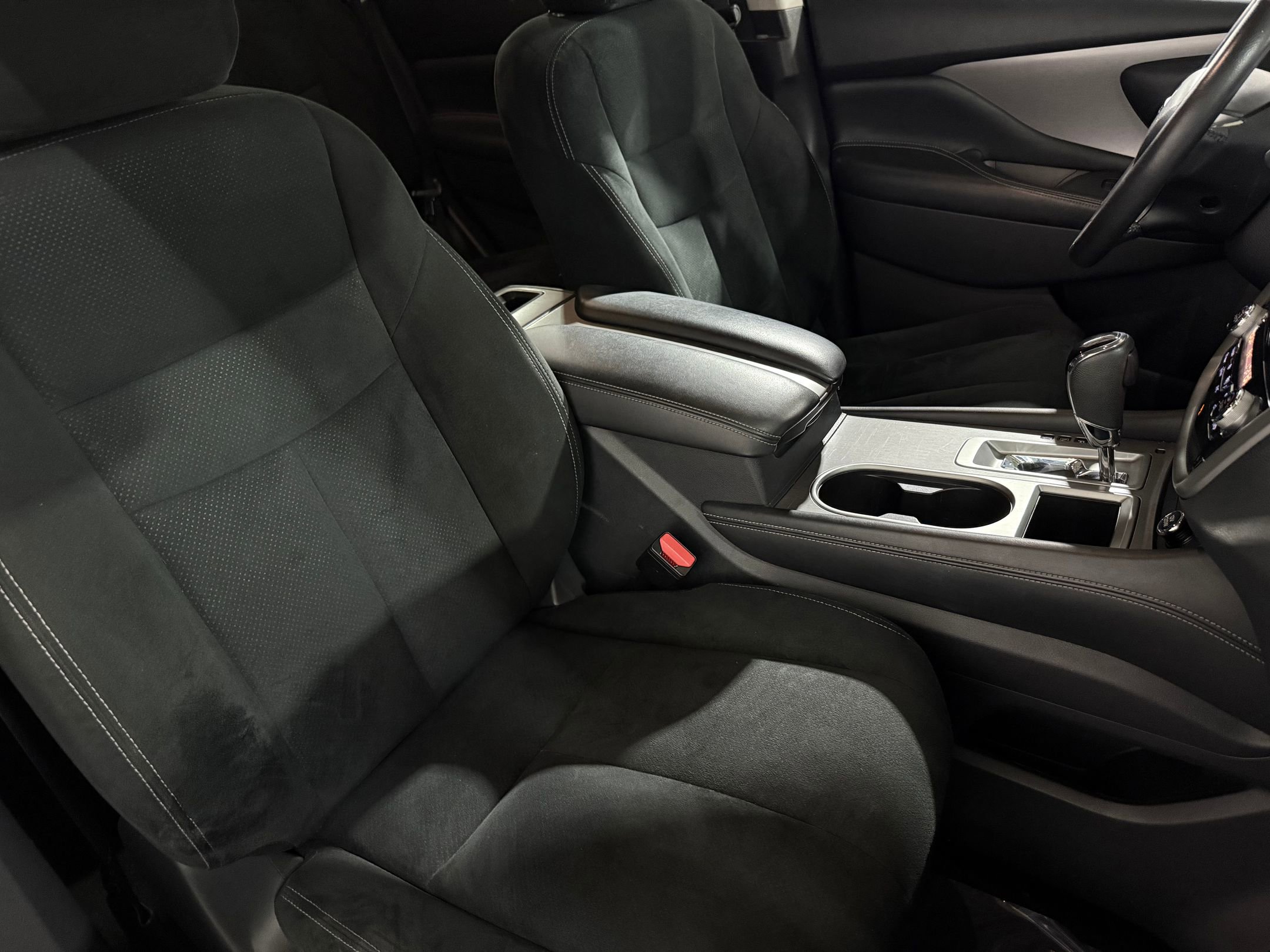 Used 2020 Nissan Murano SV image 40