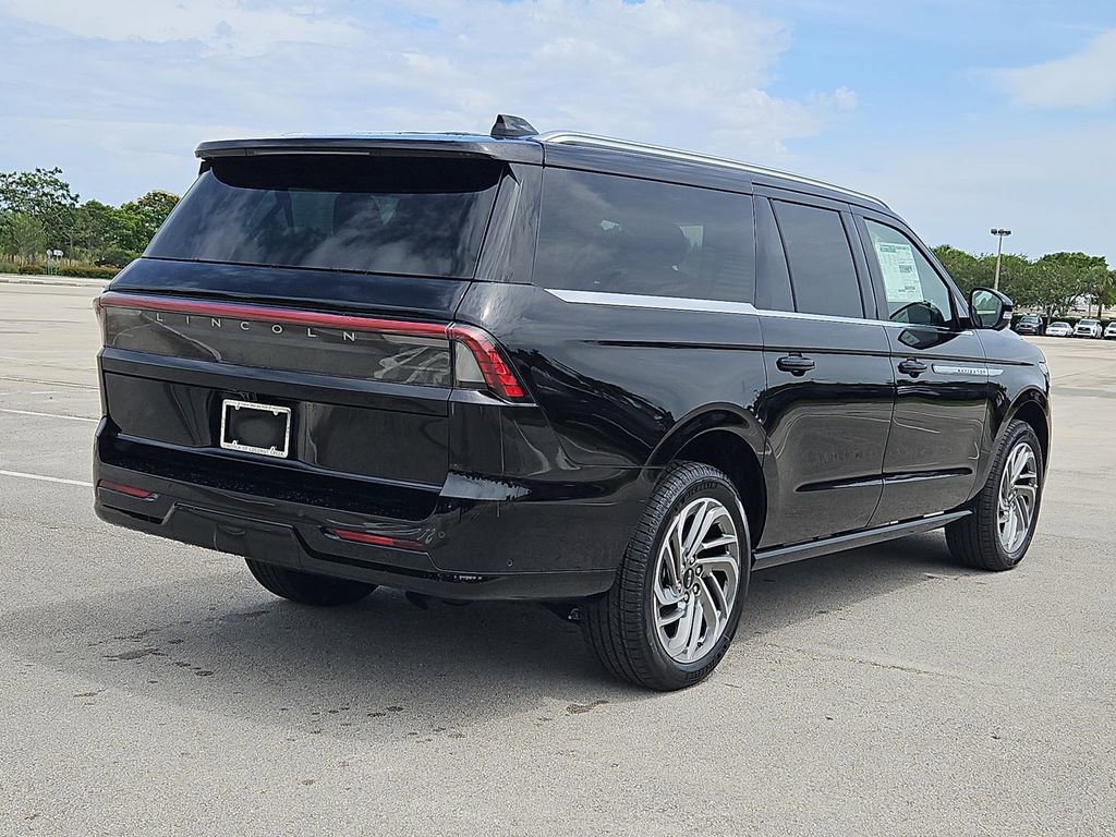 New 2025 Lincoln Navigator L Reserve image 6
