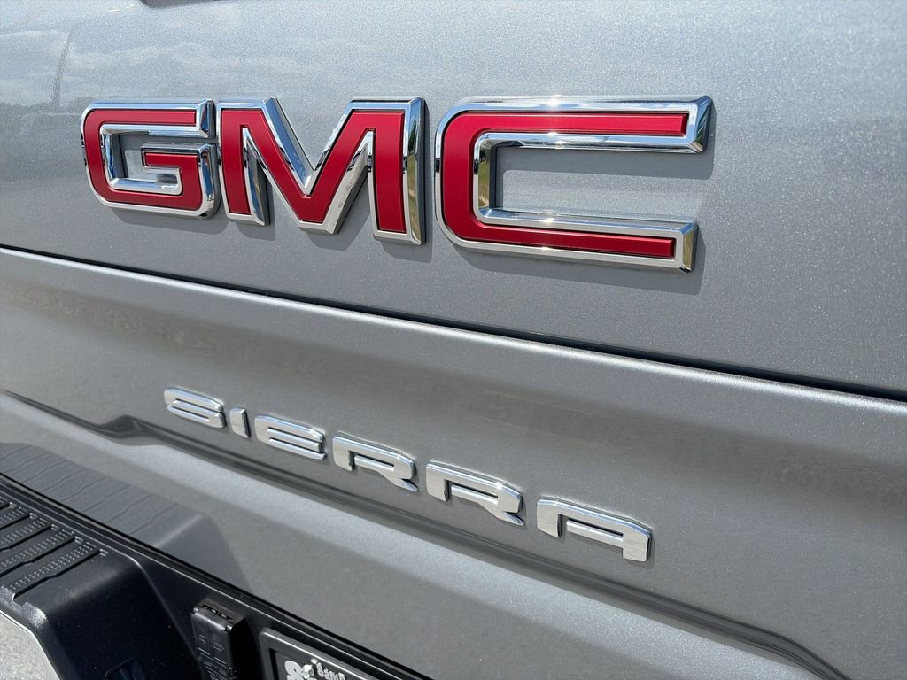 Used 2024 GMC Sierra 1500 SLT w/ SLT Premium Plus Package AWD/4WD image 37