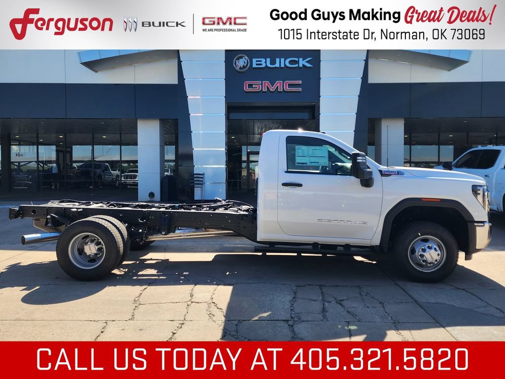 New 2026 GMC Sierra 3500 Pro w/ Convenience Package AWD/4WD image 2