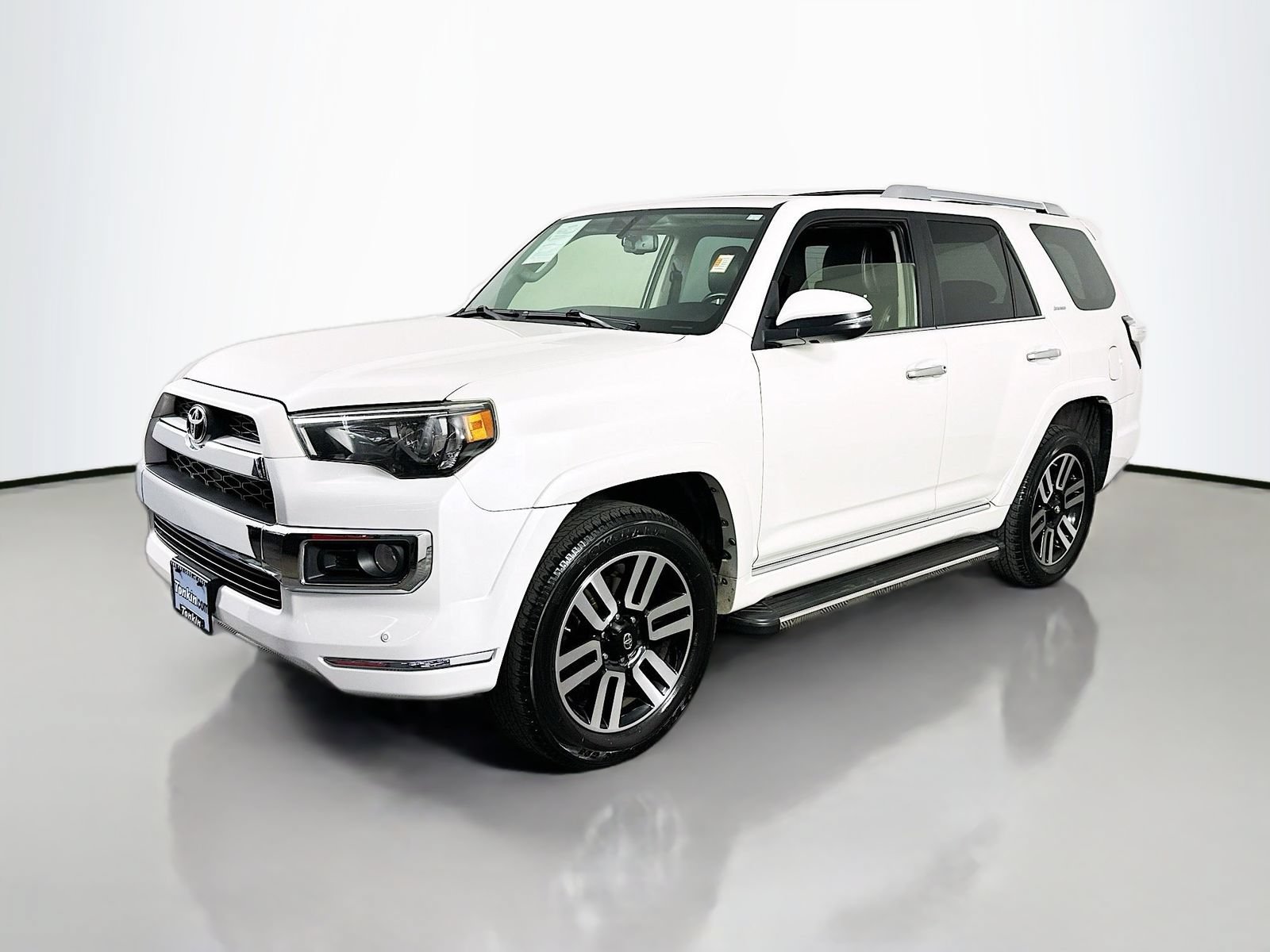 Used 2016 Toyota 4Runner Limited AWD/4WD image 4