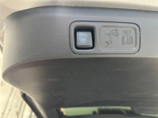 Used 2024 Ford Expedition Max XLT image 22