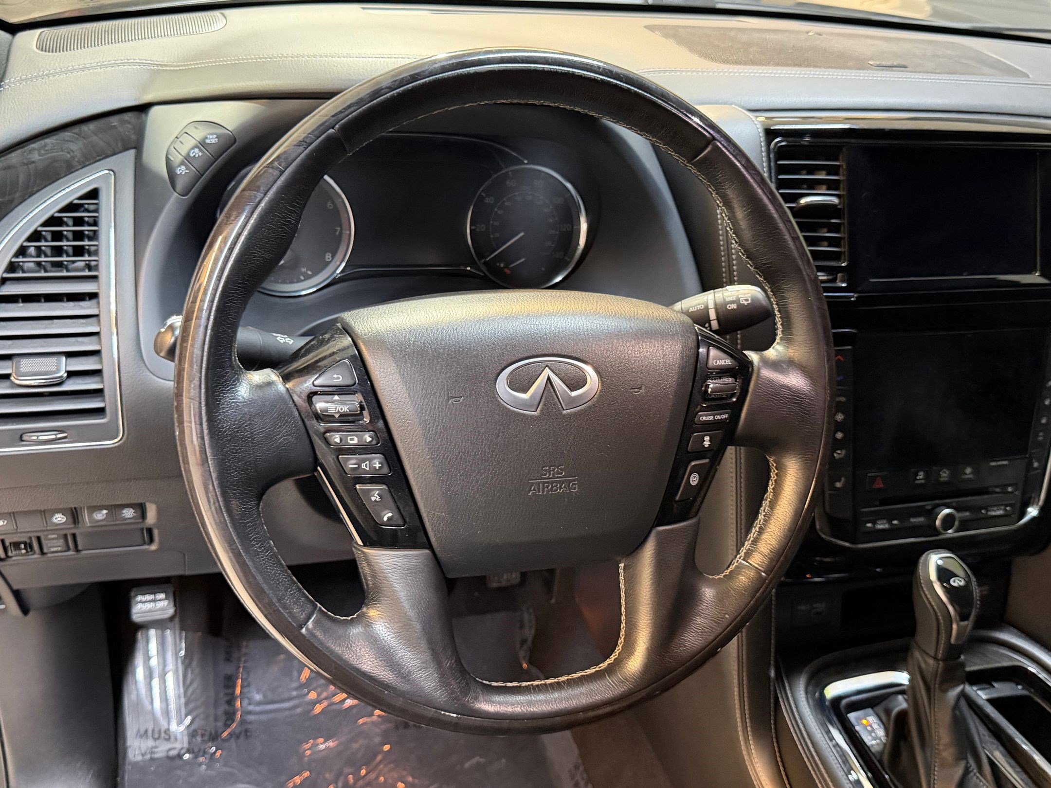 Used 2020 INFINITI QX80 Luxe w/ Edition 30 Package RWD image 16