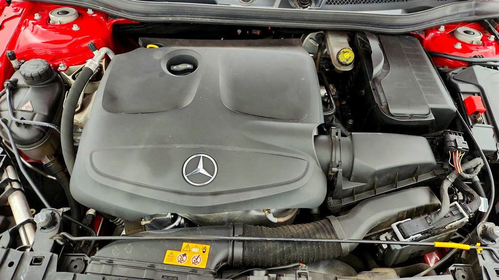 Used 2019 Mercedes-Benz GLA 250 4MATIC w/ Premium Package image 25