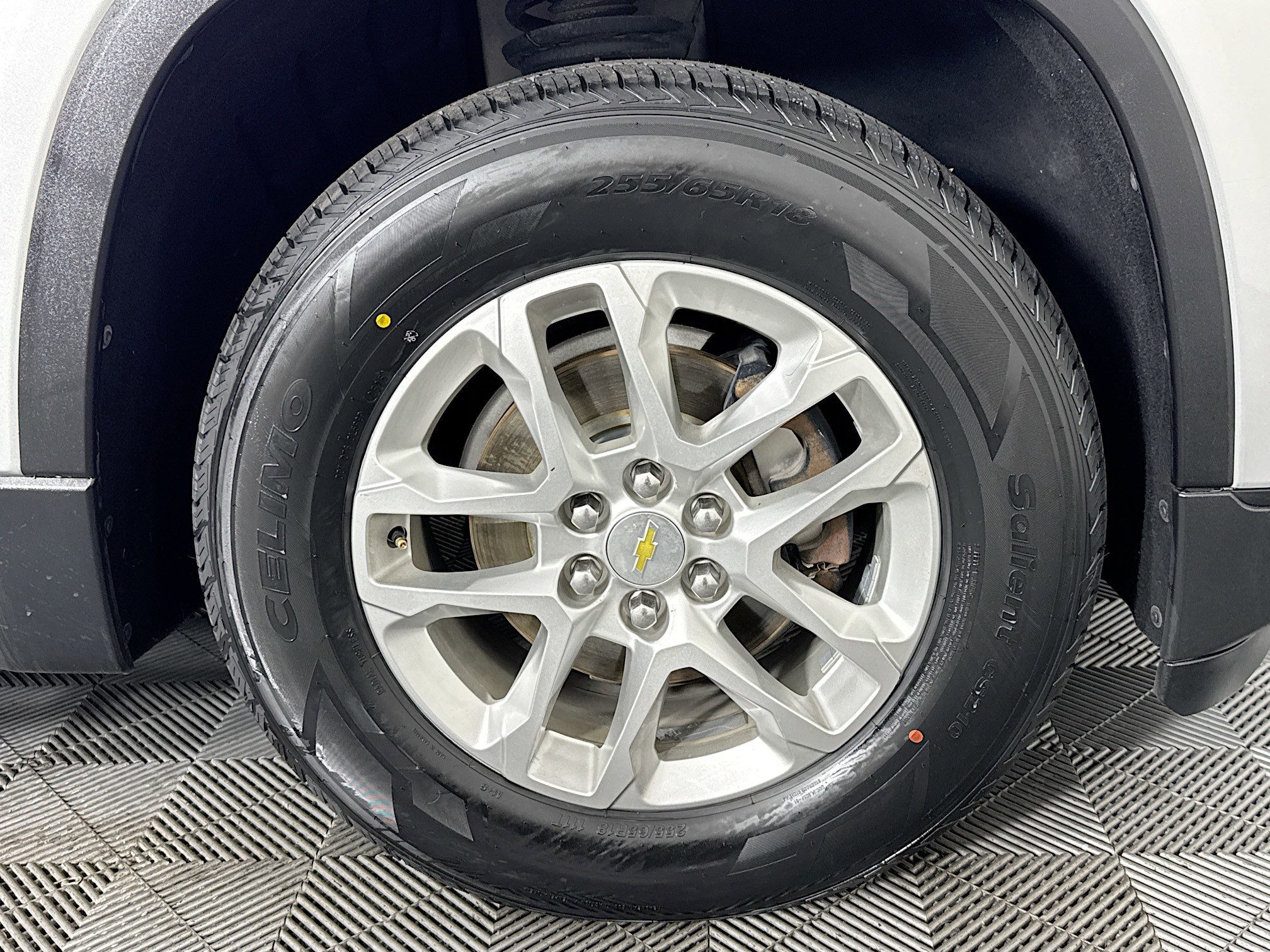 Used 2020 Chevrolet Traverse LS image 31