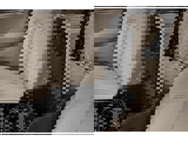 Used 2023 Jeep Grand Cherokee Limited image 14