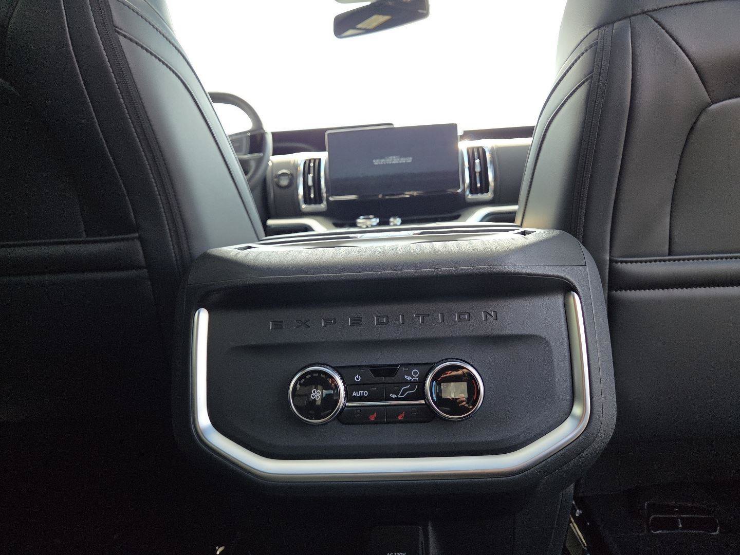 New 2027 Ford Expedition Tremor w/ Driver's Package AWD/4WD image 26