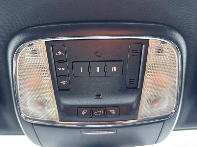 Used 2021 Jeep Grand Cherokee Limited w/ Trailer Tow Group IV image 26